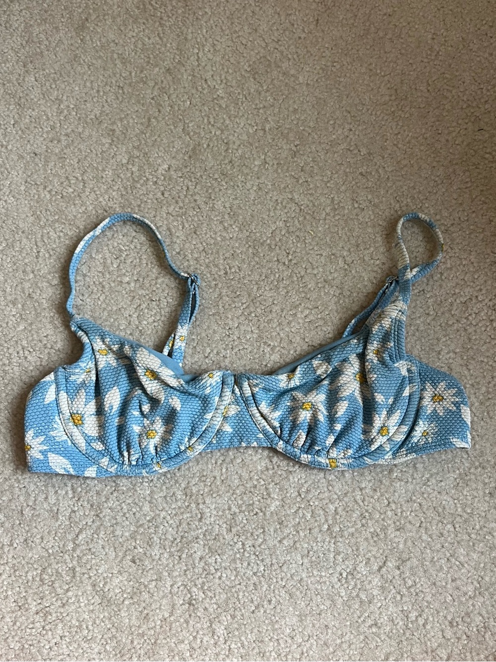Xhilaration Light Blue Floral Underwire Bikini Top